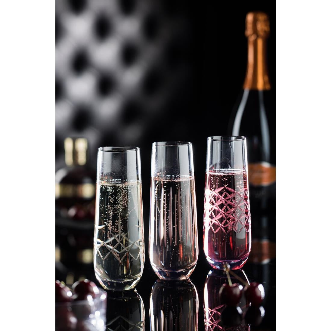 Utopia Raffles Diamond Champagneglazen 300ml (Pak Van 6)